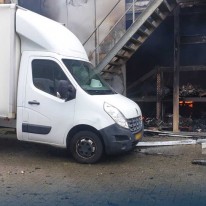 Berging voertuigen bij afgebrand gebouw De Hunze Dronten