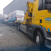 Berging voertuigen bij afgebrand gebouw De Hunze Dronten