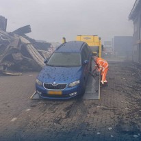 Berging voertuigen bij afgebrand gebouw De Hunze Dronten