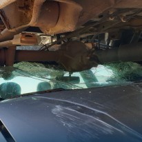 Berging na kop-staartaanrijding tussen personenauto en bestelbus op N201 bij Vinkeveen