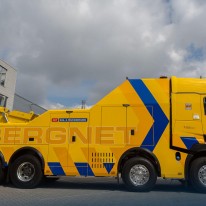 Aflevering Renault Trucks zwaar bergingsvoertuig