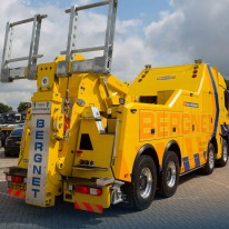 Aflevering Renault Trucks zwaar bergingsvoertuig