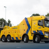 Renault Trucks C 520 8x4 zwaar bergingsvoertuig