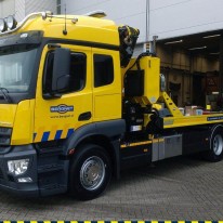 Mercedes-Benz Actros 2033 bergingsvoertuig