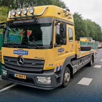 Berging gekantelde vrachtwagen A27 Eemnes