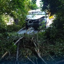 Automobilist mist bocht bij oprit A6 Almere Buiten