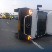 grote-drukte-meldkamer-bergnet-door-storm-eunice-13