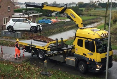 Auto hijsen in Aalsmeer - Bergnet Onderweg Auto hijsen in Aalsmeer - Bergnet Onderweg