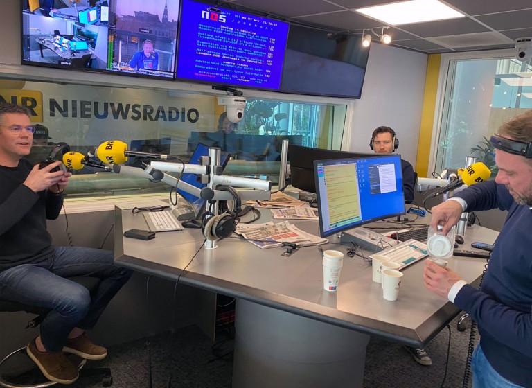 Open uitnodiging aan verkeersminister: "rijd een dagje met ons mee" Open uitnodiging aan verkeersminister: "rijd een dagje met ons mee"